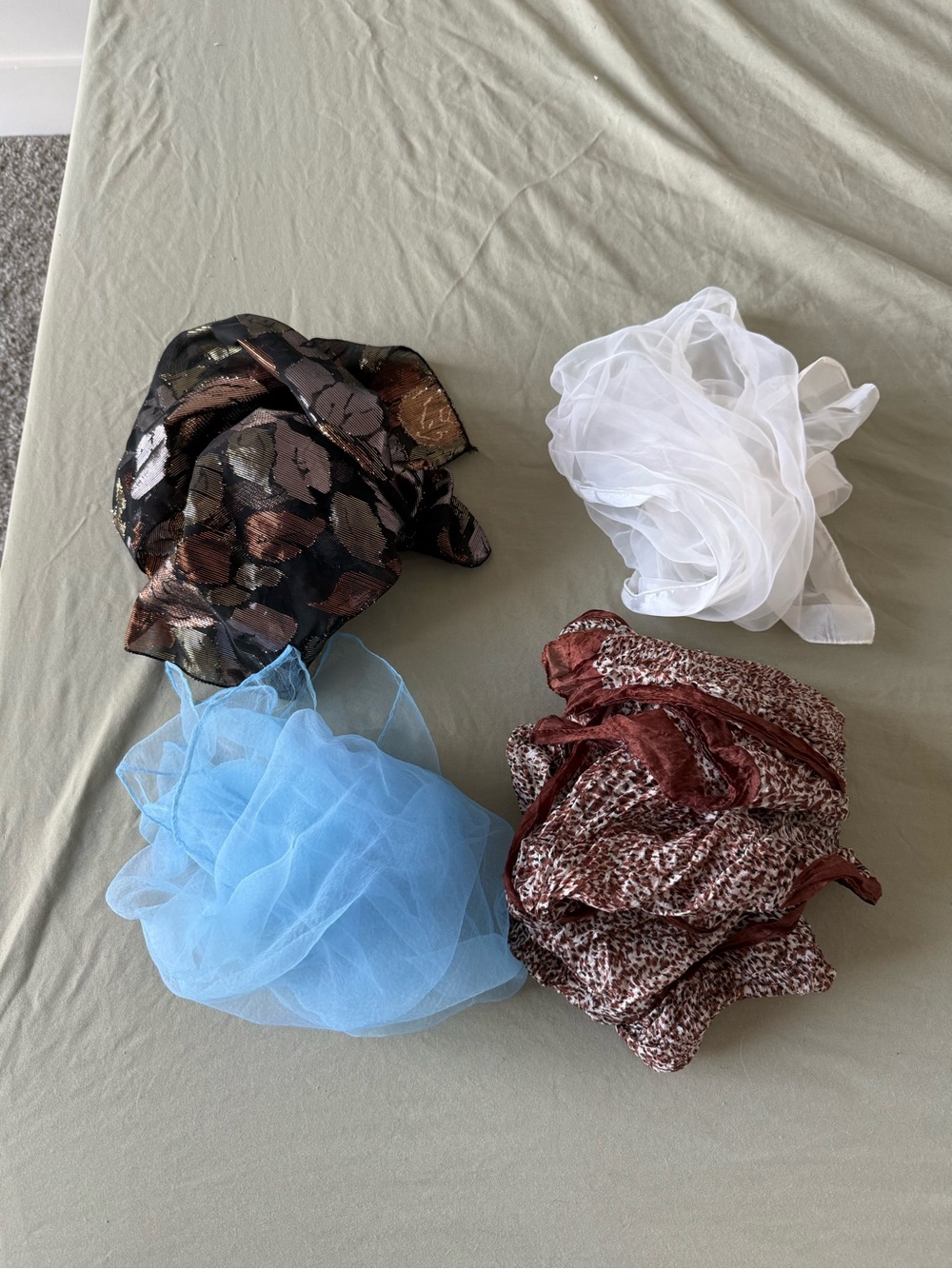 Vintage Scarves & Wraps in Black, White, Light Blue, Brown